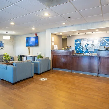 Holiday Inn Express - Newark Airport - Elizabeth By Ihg-3
