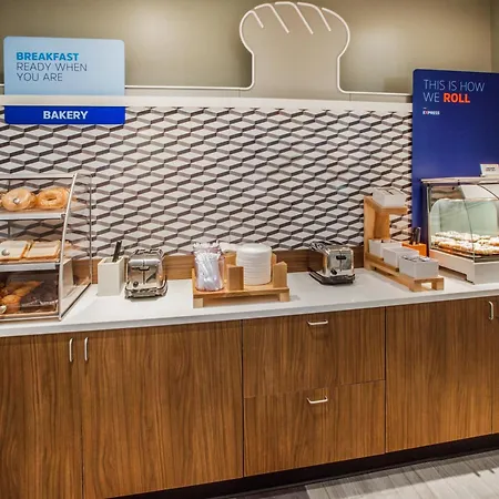 Holiday Inn Express - Newark Airport - Elizabeth By Ihg-2