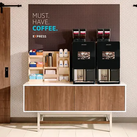 Holiday Inn Express - Newark Airport - Elizabeth By Ihg-3